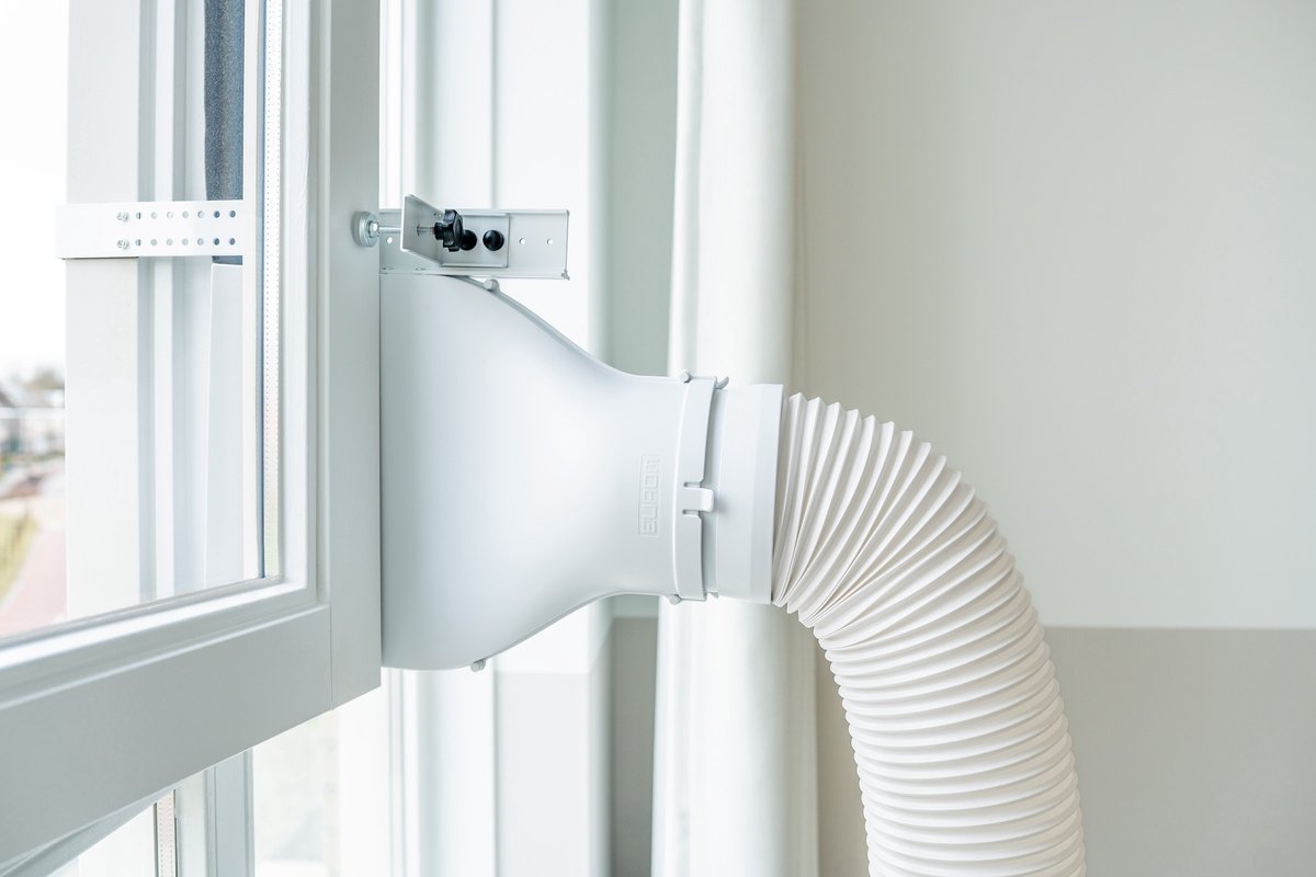 Eurom Window Way-out raamafdichtingskit mobiele airco - voor draai-kiepramen en dakramen – foto 3