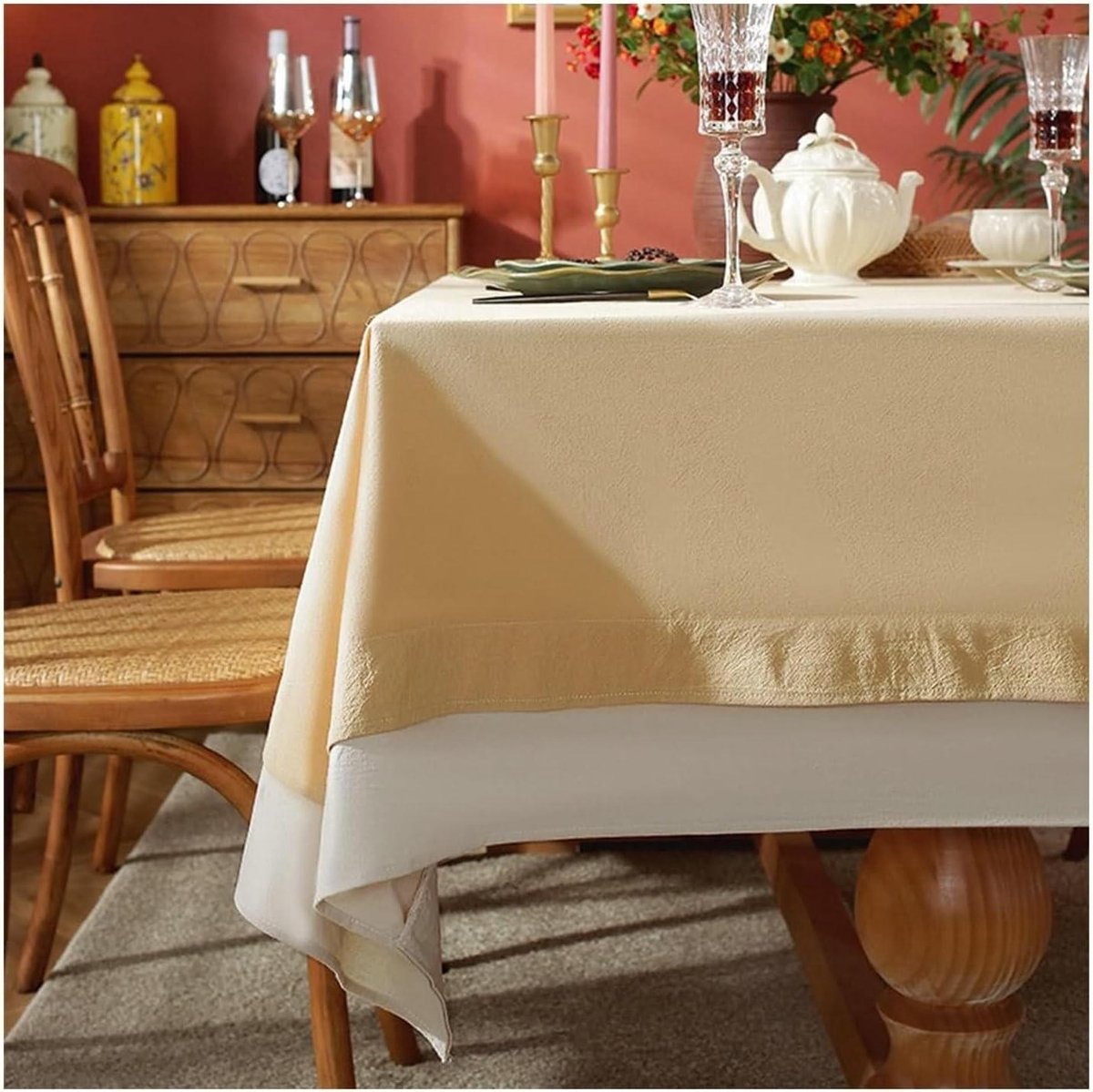 Eettafeldoek - Tafelkleed - Beschermen Tafel - Modern Ontwerp - 150 x 134 cm - Geel