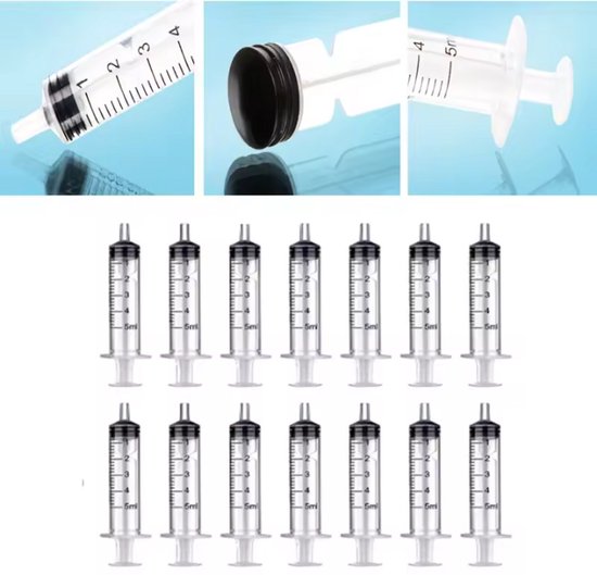 Twaalf spuiten van 5 ml met duidelijke maataanduiding en zwarte dop.