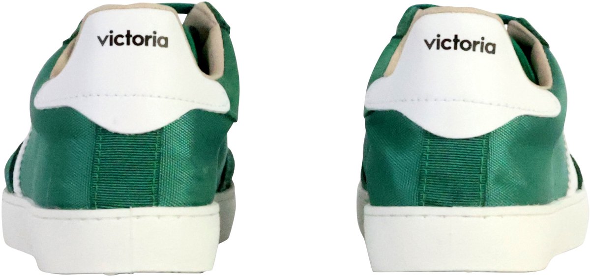 Lage leren sneakers