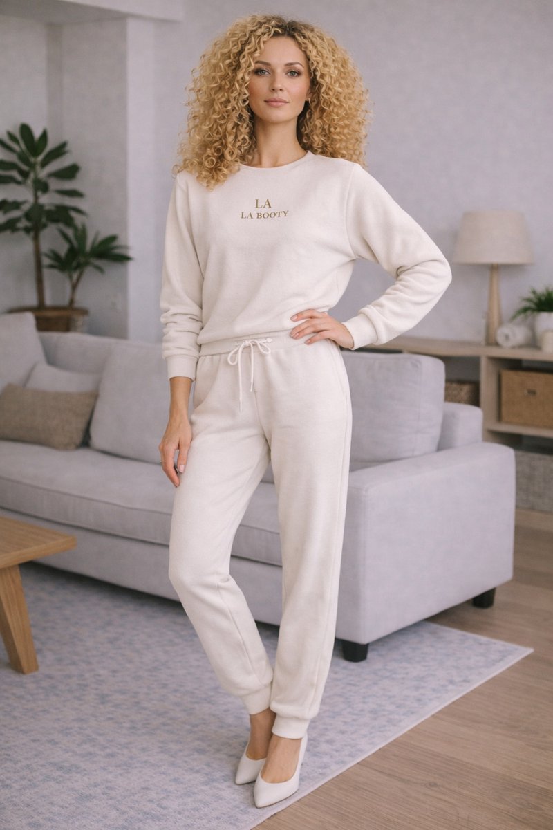 La Booty Dames Joggingpak Ecru – Fijn Gewafeld – Premium Katoen – Luxe Jogger Set- Comfy set – Handmade in Belgium – maat S