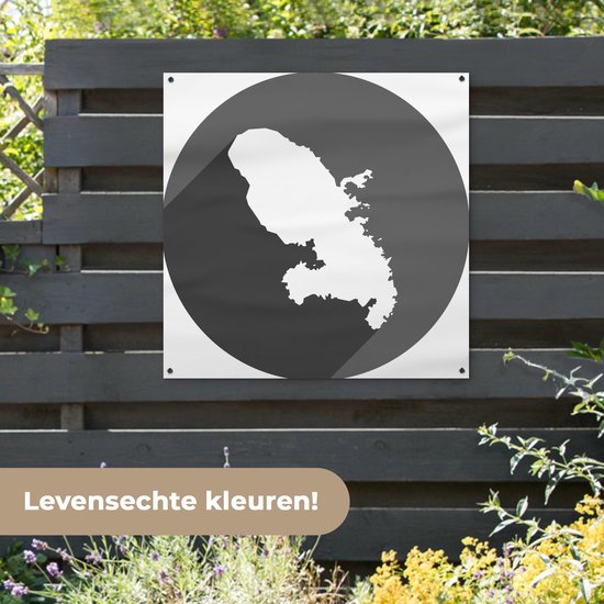 Tuinposter 100x100 cm - Tuindecoratie Een donkerblauwe illustratie van het Franse Martinique - zwart wit - Poster voor in de tuin - Buiten decoratie - Schutting tuinschilderij - Tuindoek muurdecoratie - Wanddecoratie balkondoek