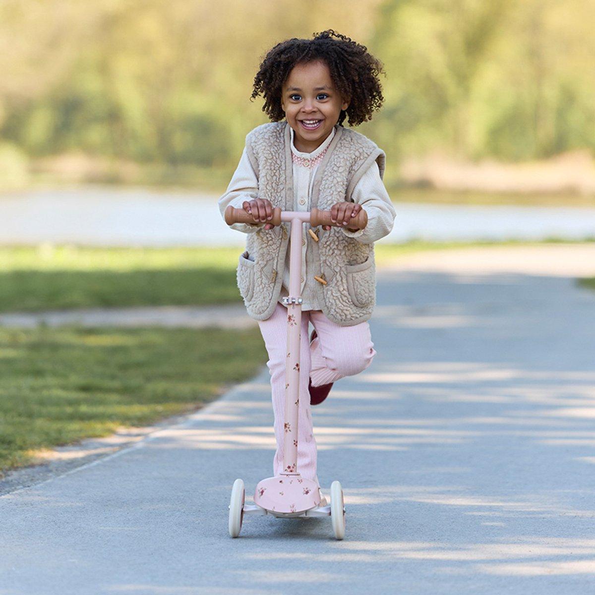 Little Dutch Kinderstep - Step met 3 wielen - Roze thumbnail 5