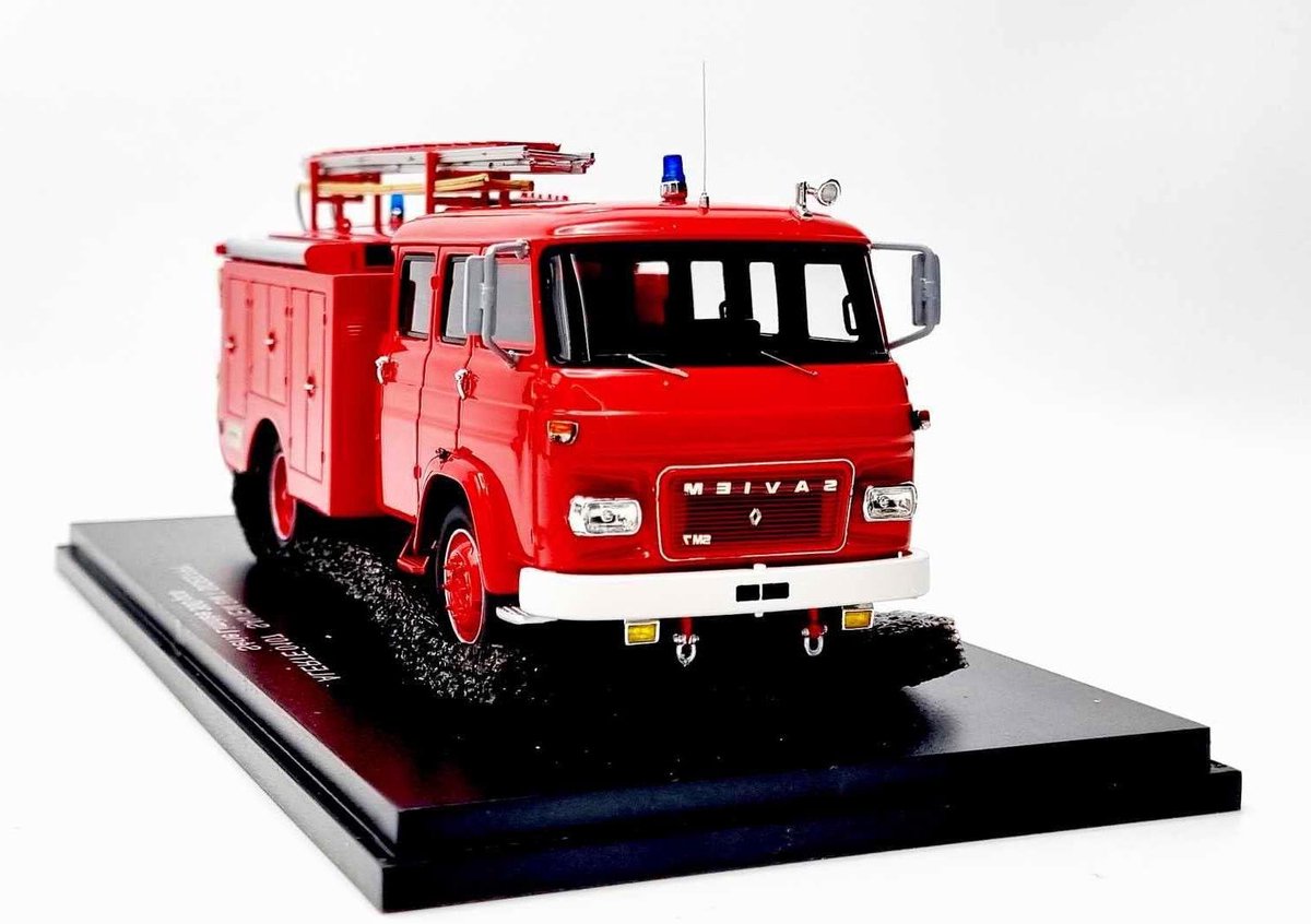 Brandweerwagen Model - Miniatuur Voertuig - Verzamelen - Beperkte oplage - Schaal 1:43 - Rood