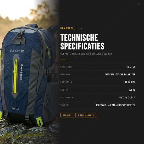 Donkerblauwe Rambux rugzak met grijze accenten, gele ritsen en een drinkfleshouder. Capaciteit 40L.