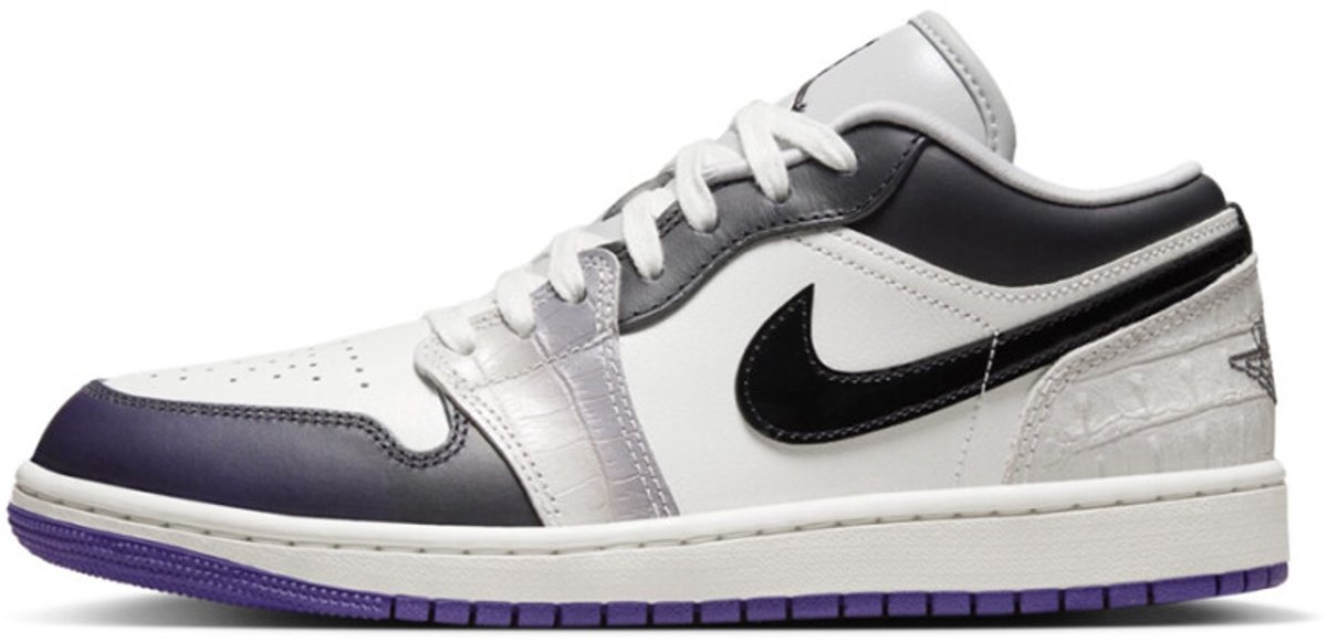 Air Jordan 1 Low SE ‘Punk Rock’ . Wit