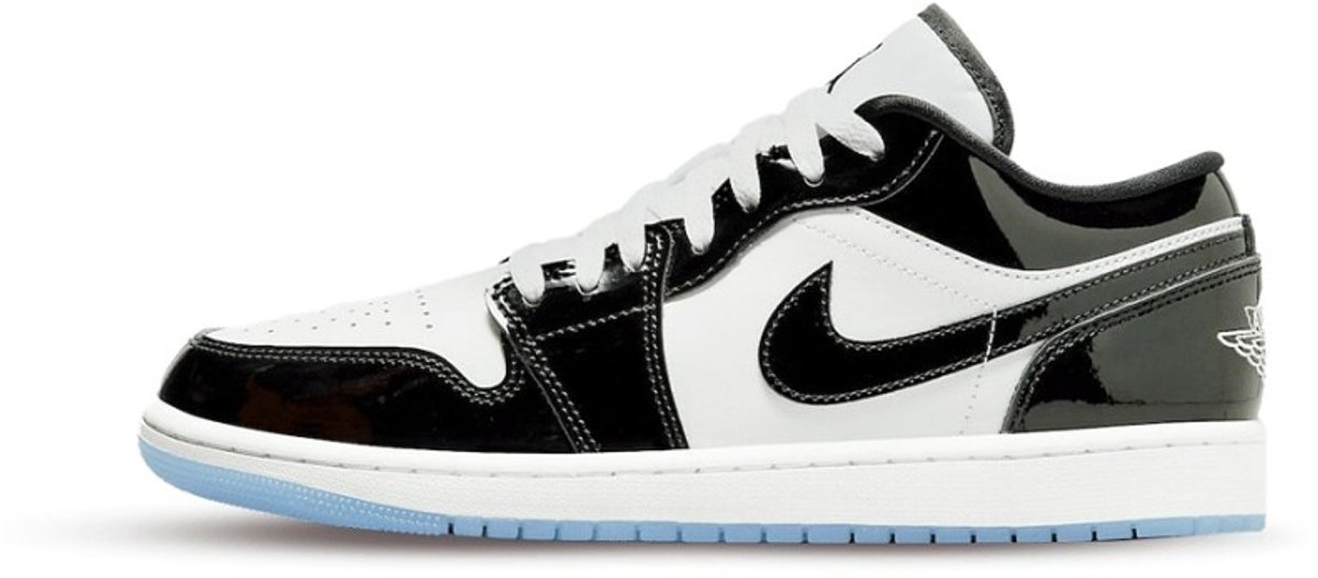 Air Jordan 1 Low SE Concord (GS) - Maat 38