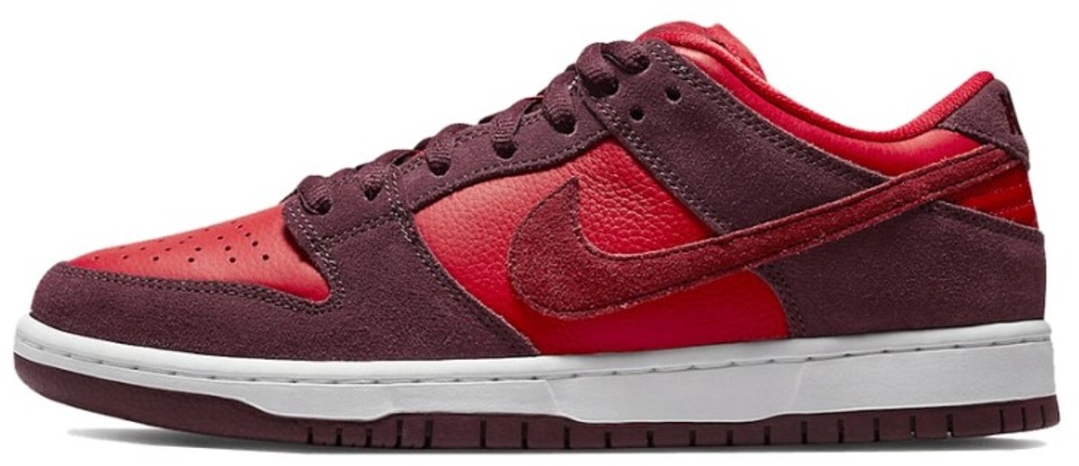 Nike SB Dunk Low Cherry Rood