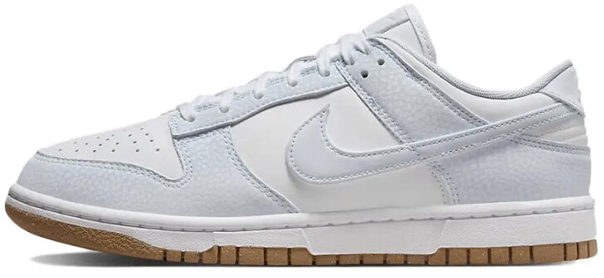 Nike Dunk Low ‘Next Nature Football Gum’ Grijs