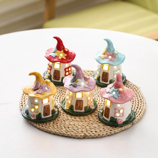 LED Nachtlampje - Keramiek lamp - Nachtlampje in een schattige vorm - Keramische huisjes in 'Magic Hat'-stijl - rustieke tafeldecoratie - Ideaal voor Kinderkamer & Slaapkamer - Baby & Kinderkamer Decoratie - Geel — afbeelding 2