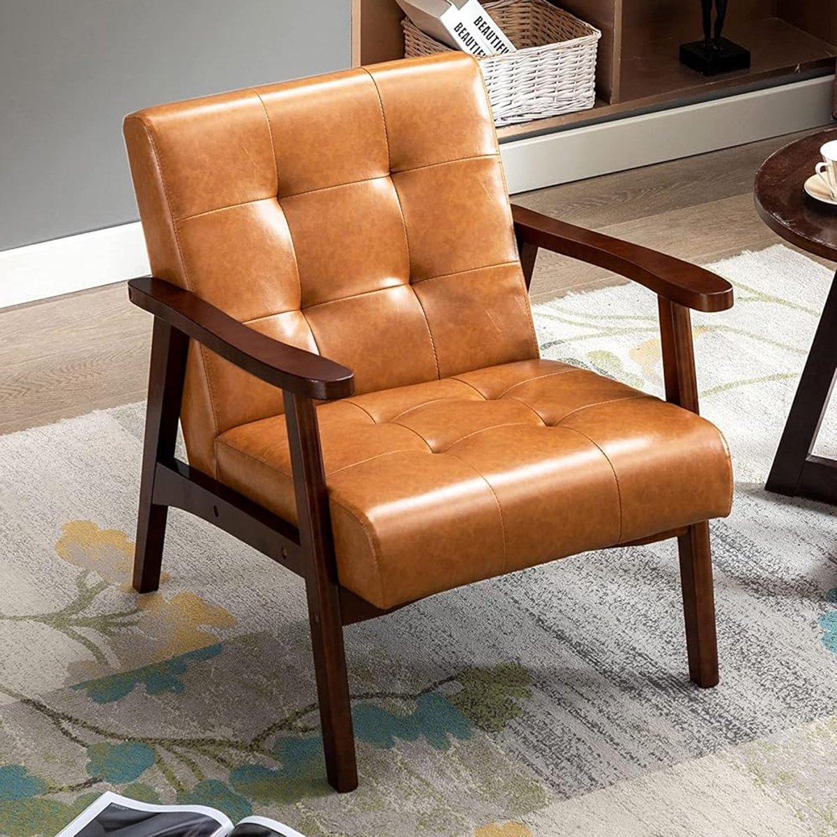Enkele Houten Armstoel – Caramel – Comfortabele Fauteuil met Zachte Kussens, Stevig Houten Frame voor Woonkamer & Balkon – Eenvoudige Montage