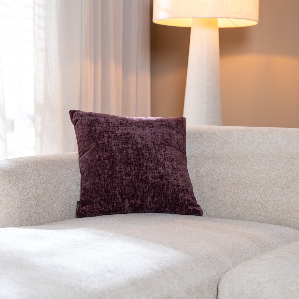 Bronx71 Sierkussen Evi chenille paars 45 x 45