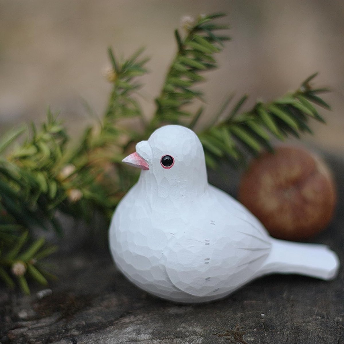 Houten Duif Beeldjes - Decoratie Vogels - Huis Decoratie - Handgesneden Vakmanschap - 7.5x5x6 cm - Wit