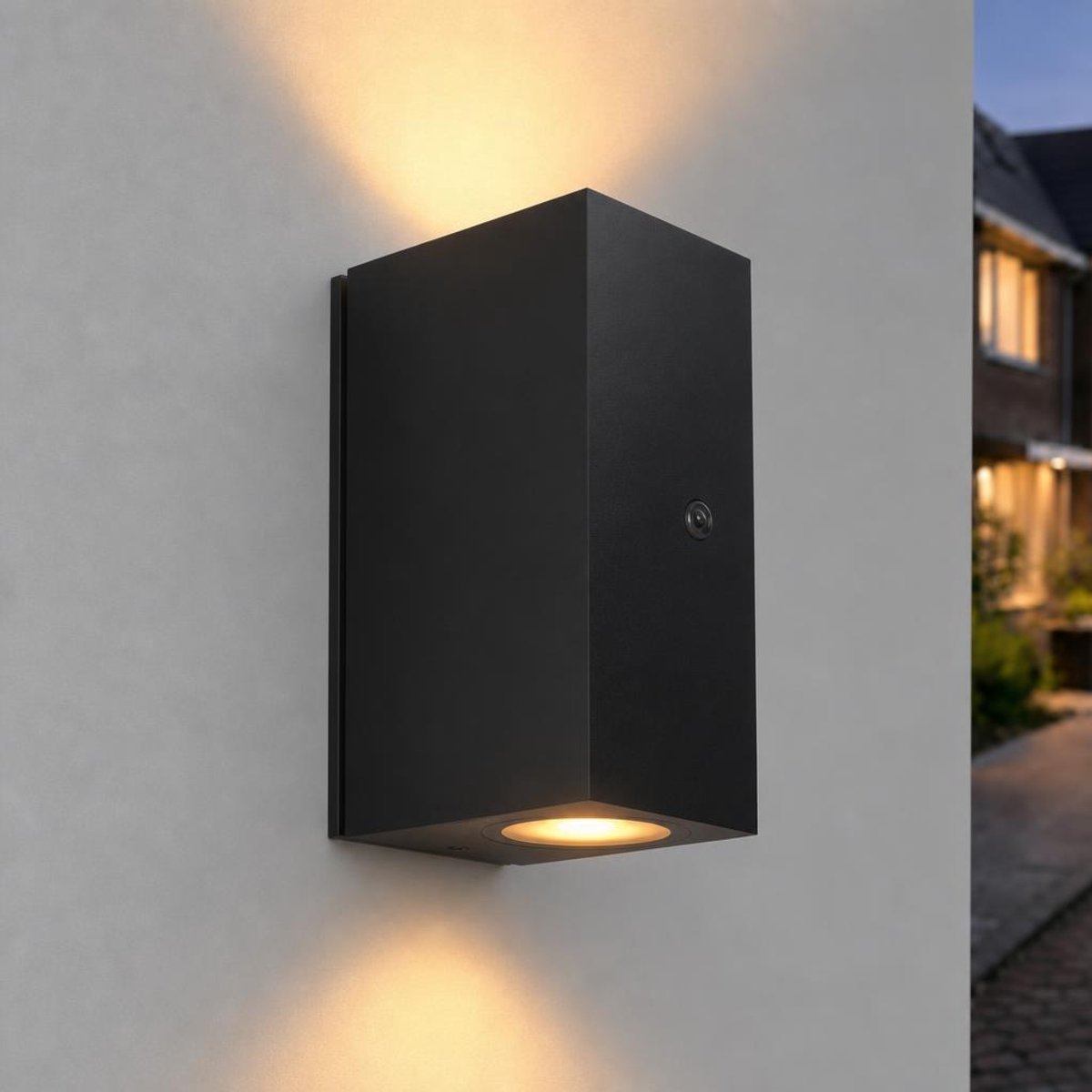 Luminize buitenlamp met schemersensor - wandlamp met dag en nacht sensor - 9,8x6,7x14,5cm - zwart - GU10