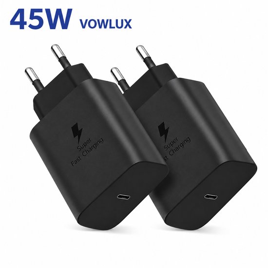 Deux adaptateurs USB-C noirs VOWLIX 45W Super Fast Charging avec fiches européennes.