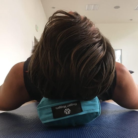 Pranayama Yoga Bolster - Ademhalingskussen Yogakussen - Diepe Ademhaling - Handige Handgrepen - 25L x 6W x 3H inch - Grijs — afbeelding 3