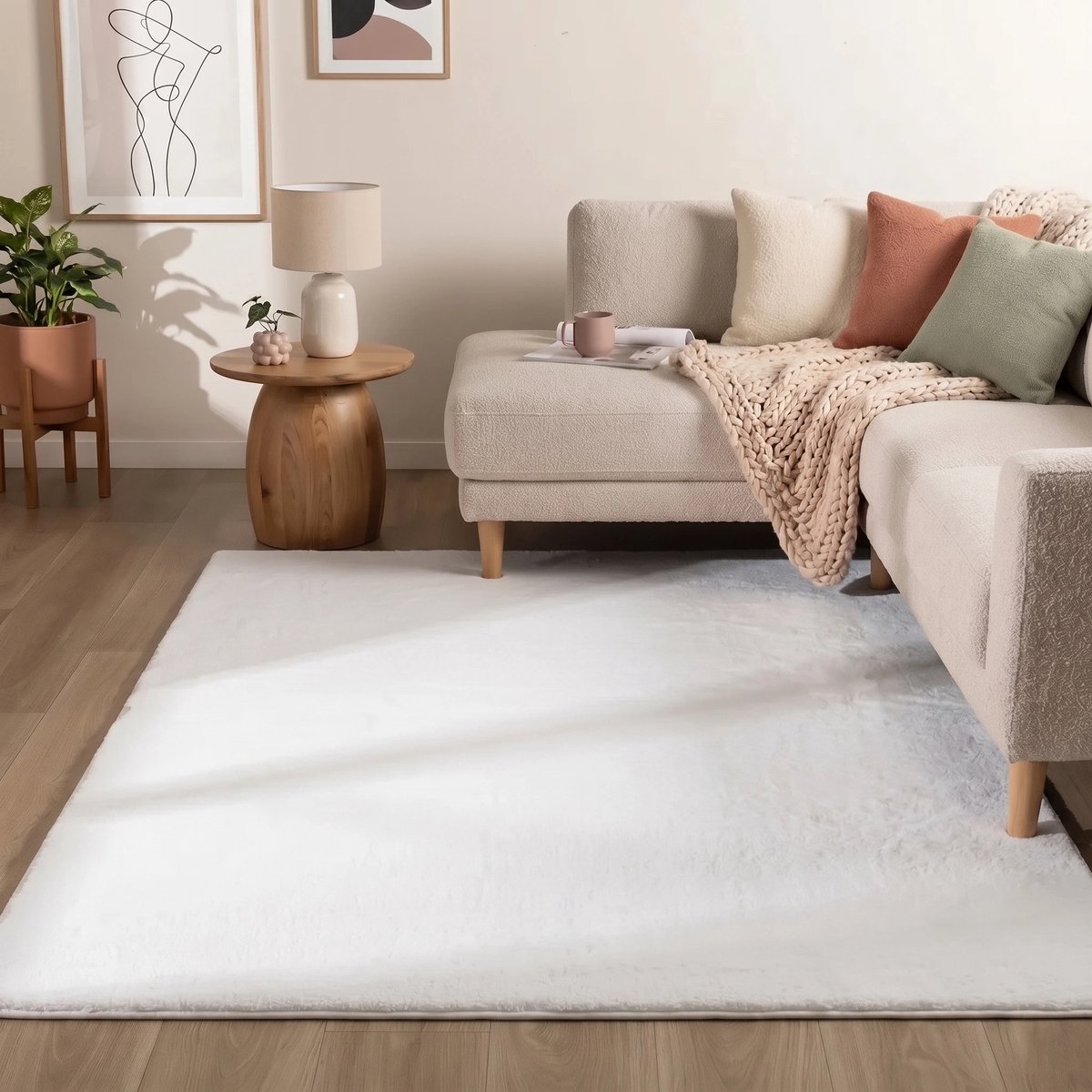 flycarpets Amalfi vloerkleed Creme - Laagpolig wasbaar Fluffy en Zacht - Woonkamer tapijt - 140x200 cm