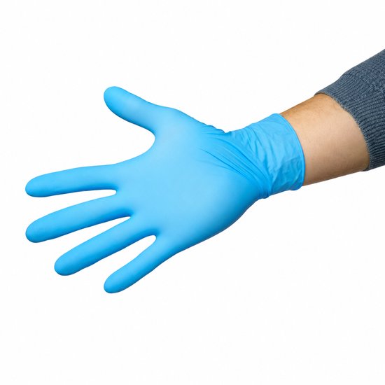 Gant de protection jetable en nitrile bleu, taille XL, porté sur une main droite avec un pull gris.