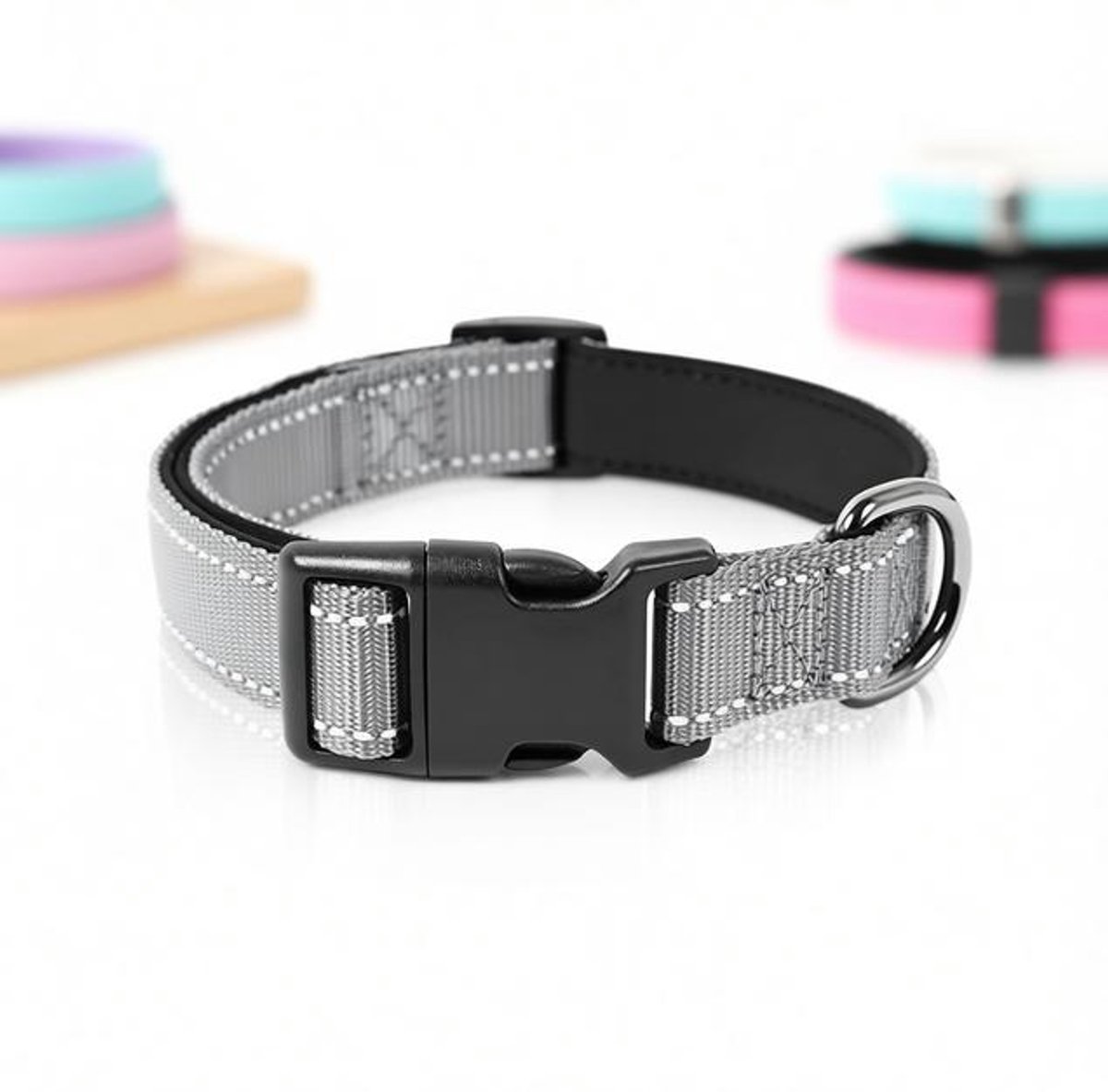 ElleMooi Reflecterende Honden Halsband, Gevoerde Neopreen Nylon Halsband, Verstelbaar voor Kleine Middelgrote Grote Honden, Grijs, M