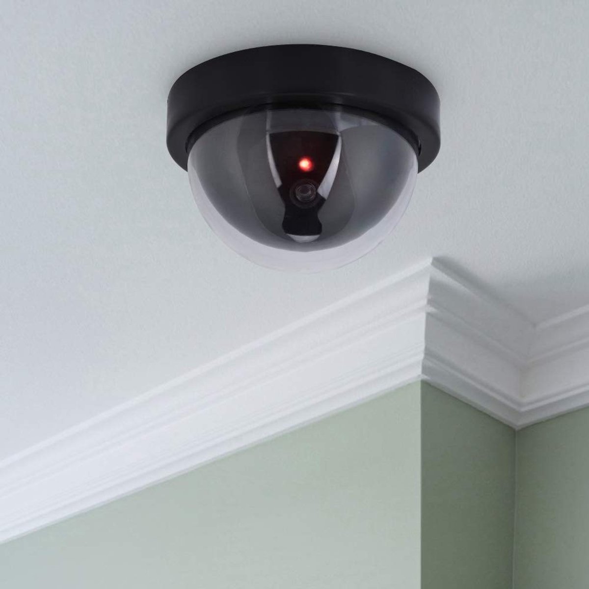 Byshayne - Dome Dummy Security Camera - Beveiligingscamera - Voorkomt Diefstal - Indoor en Outdoor - LED Flitslicht - Simulatiecamera - Geschikt v