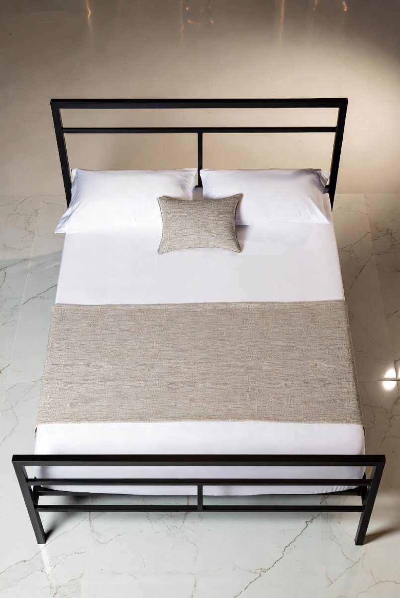 TitanSleep Luxe Tweepersoonsbed 160x190 cm – Metalen Bedframe met Hoofdbord en Voetbord – Inclusief Lattenbodem – Zwart – Extra Stevig Bed met Opbergruimte Onder Bed – Geluidsarm Design Mobili Bella