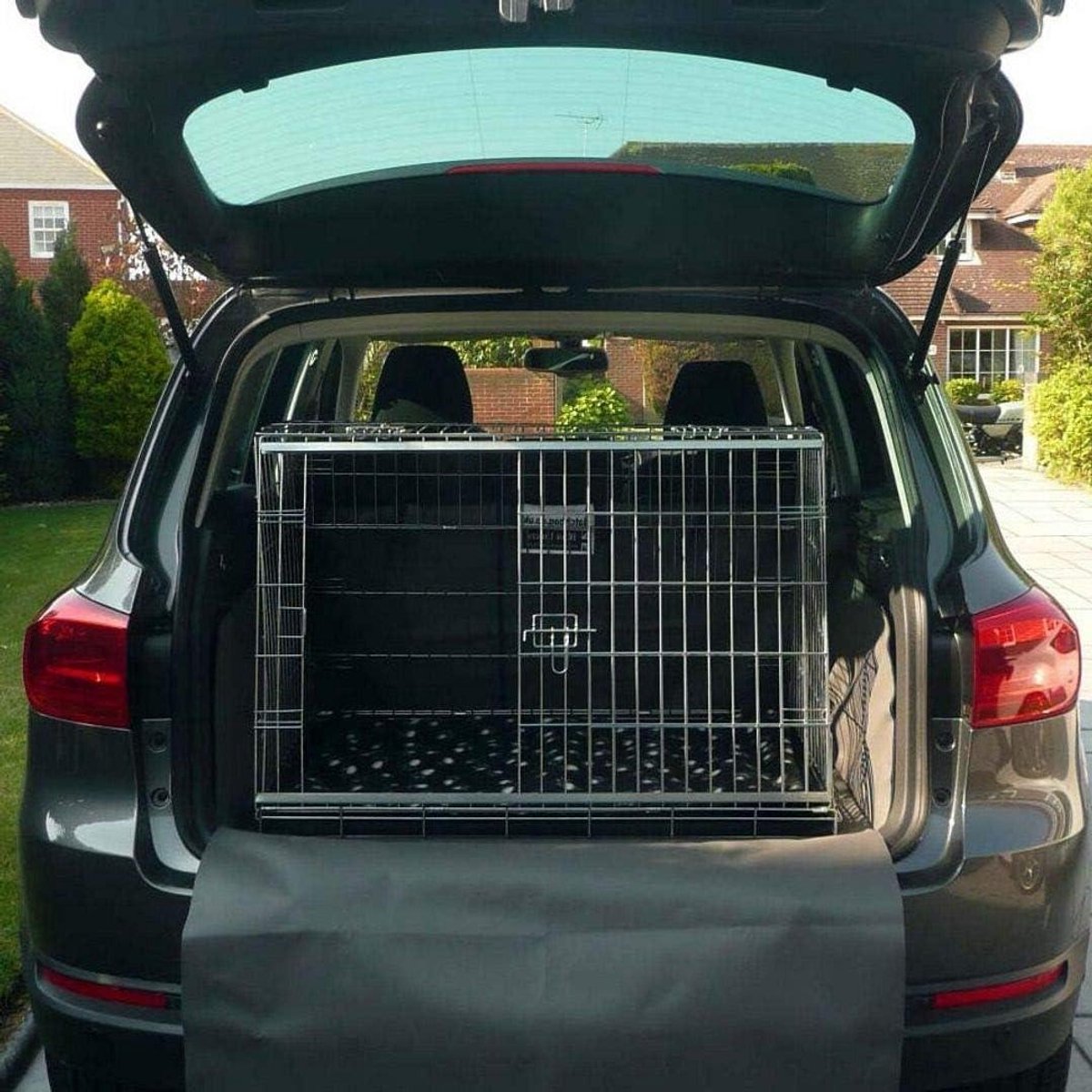 Hondenkooi Auto - Reiskooi Puppy - Veilig Vervoer - Schuin Ontwerp - 63 x 91 x 61 cm - Zilver