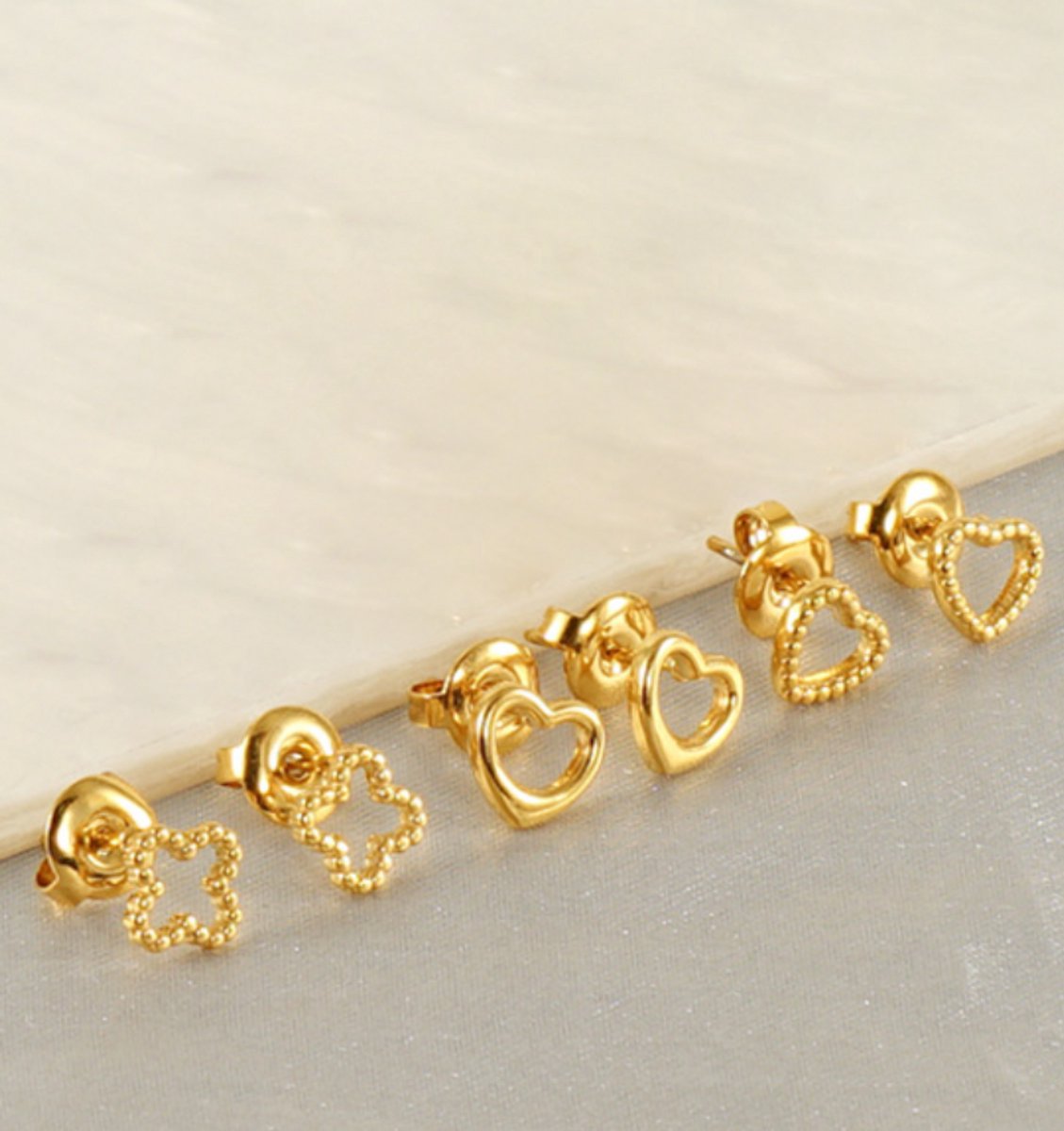 Oorbellen beaded hartjes goud | Stainless Steel Goud