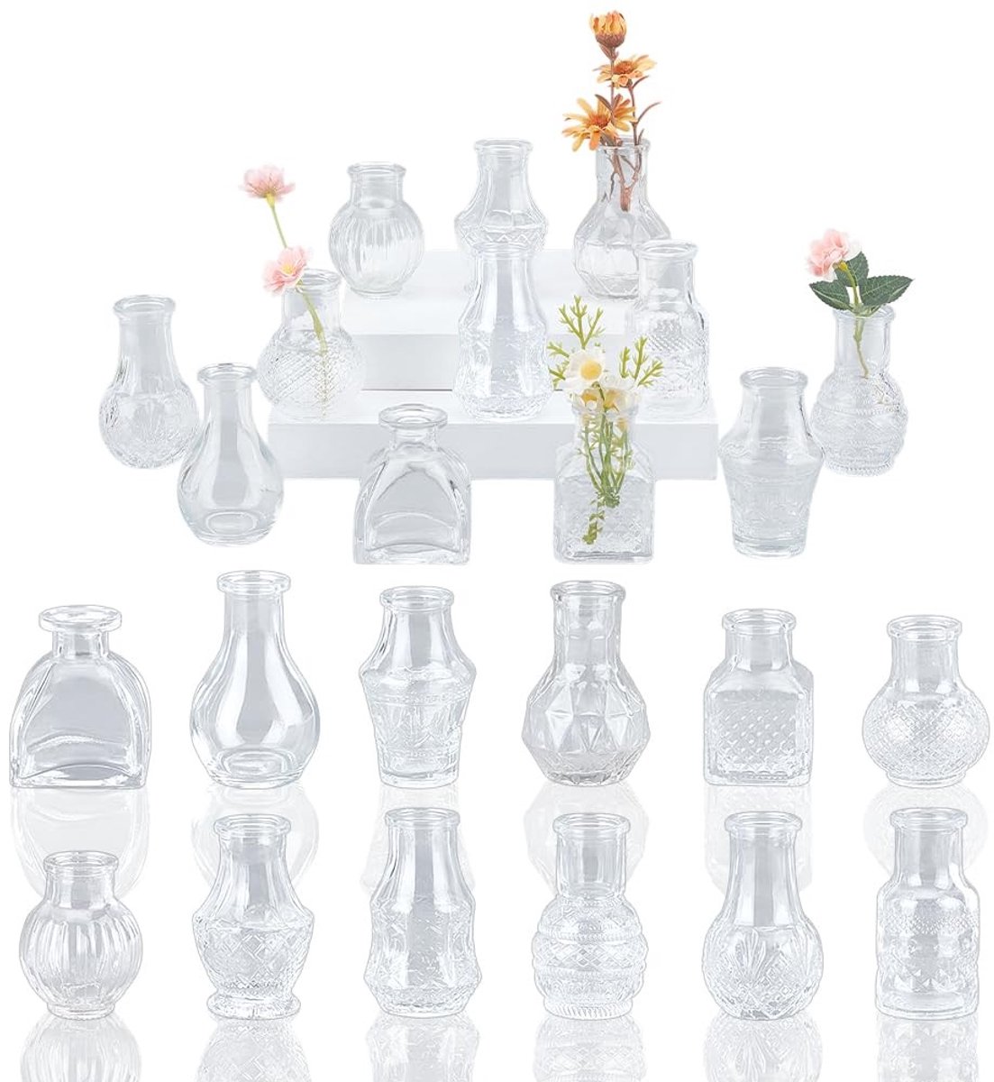 Dailygoods- Glazen Vaas Klein - 24 Stuks - Mini Vintage Vazen - 12 Stijlen - Tafelsets - Feestdecoratie - Unieke Vormen - Decoratievaas