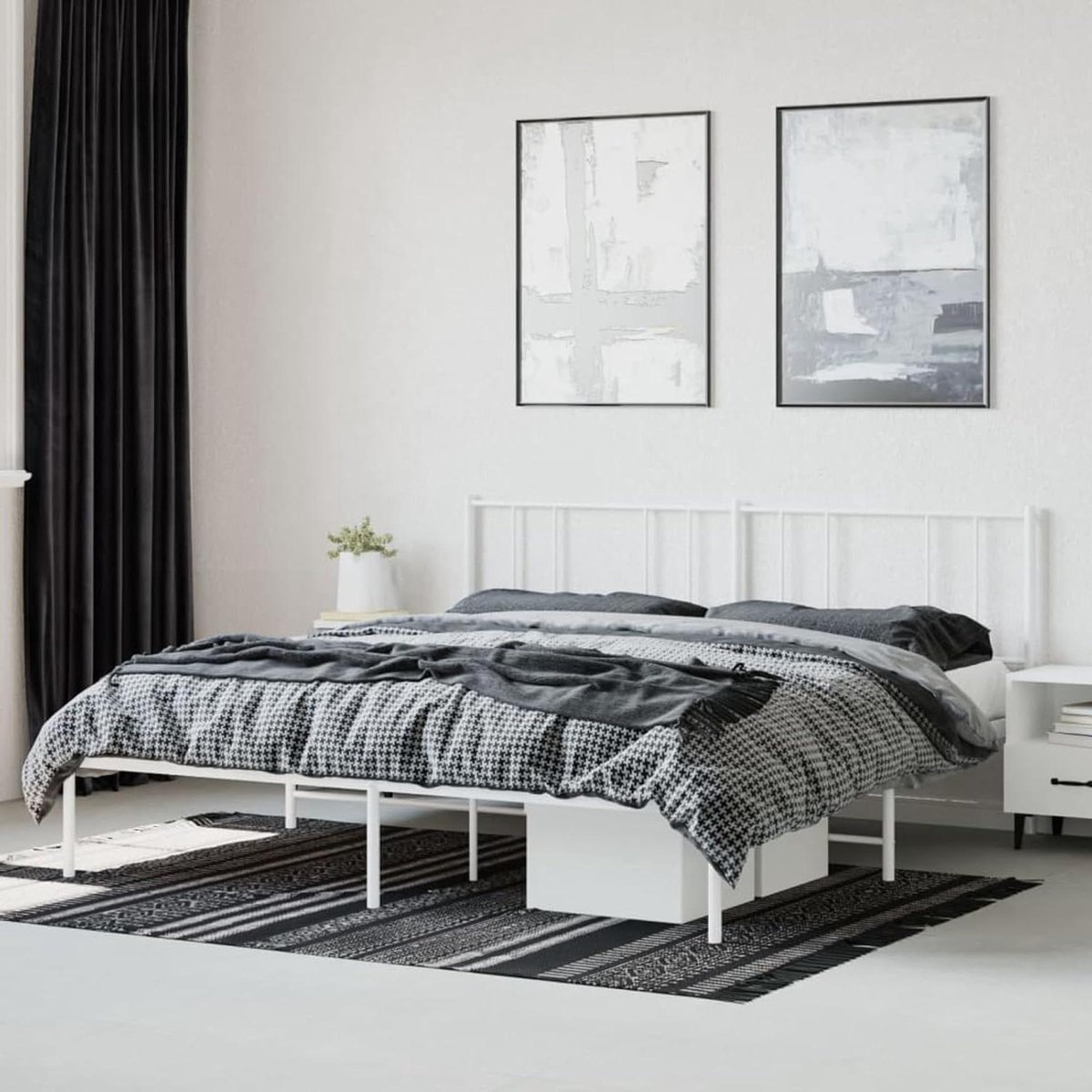 Metalen Bedframe - Slaapbank Frame - Slaapkamer Inrichting - Extra Opbergruimte - 180x200 cm - Wit