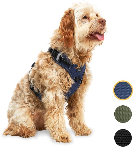 Blauw hondentuigje met reflecterende details, merk "Jake & Jacky", gedragen door een zittende hond.