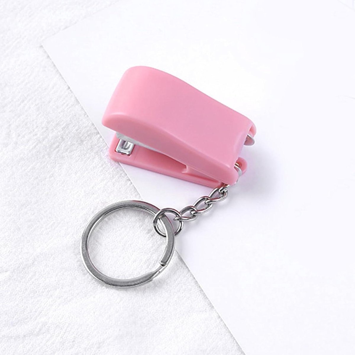 Mini Nietmachine - Sleutelhanger Nietmachine - Documenten Nieten - Cartoon Ontwerp - 39 x 27 x 16 mm - Roze