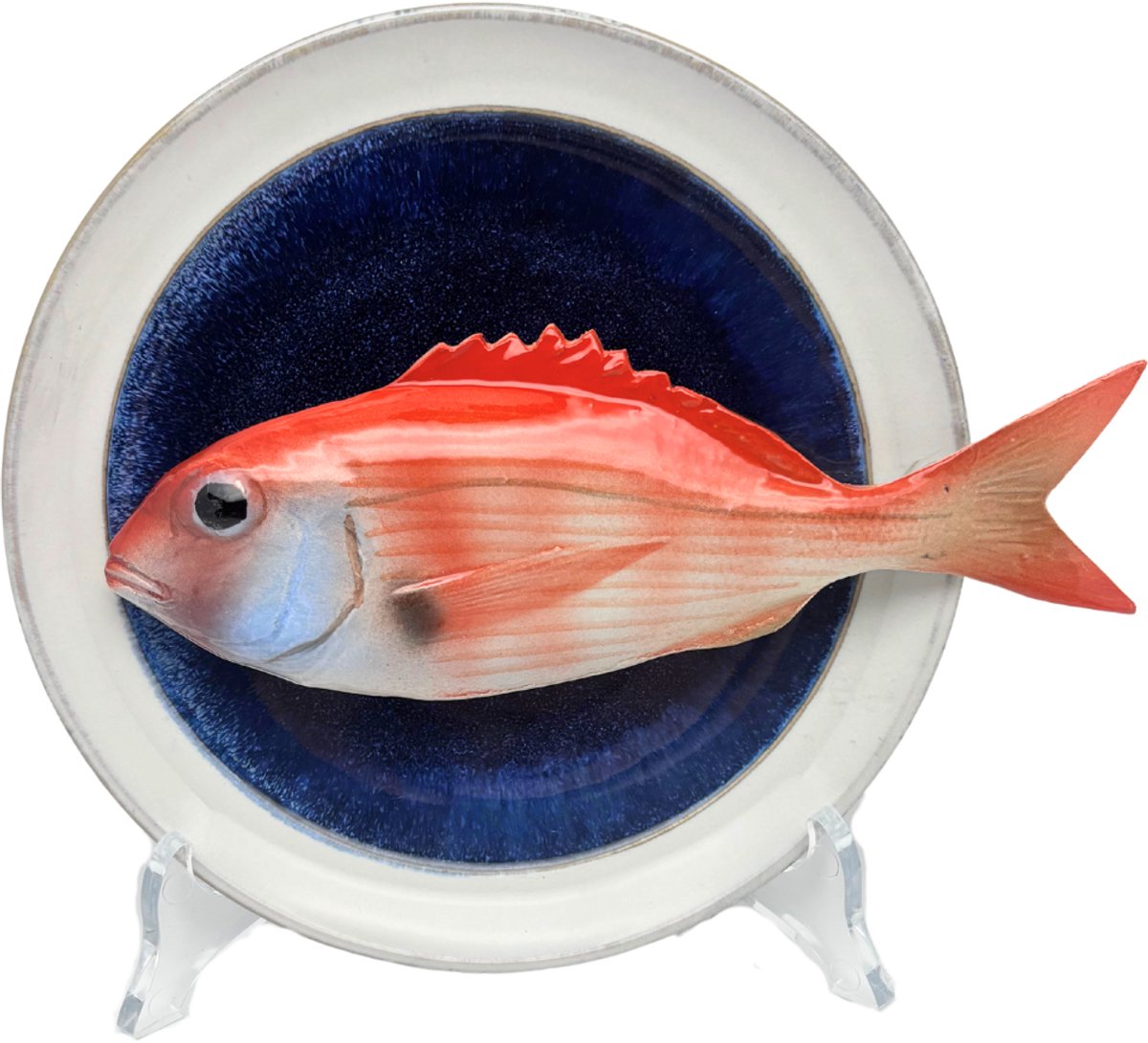 Pagello op blauw bord met lichte rand, 17 cm