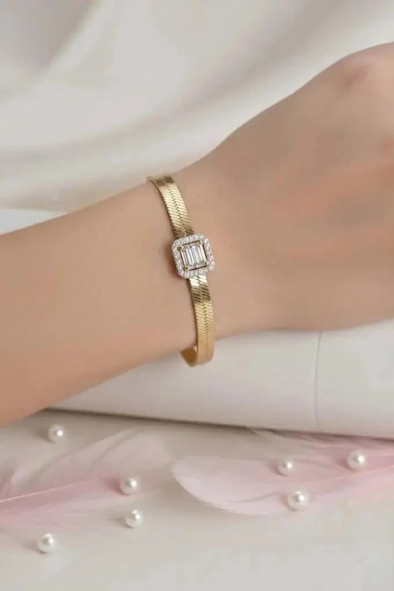 Dorvina 316L Staal Goudkleurig Baguette Zirkonia Slang Zincirli Dames Armband Verkleurt Niet | Stijlvol en Duurzaam Sieraad