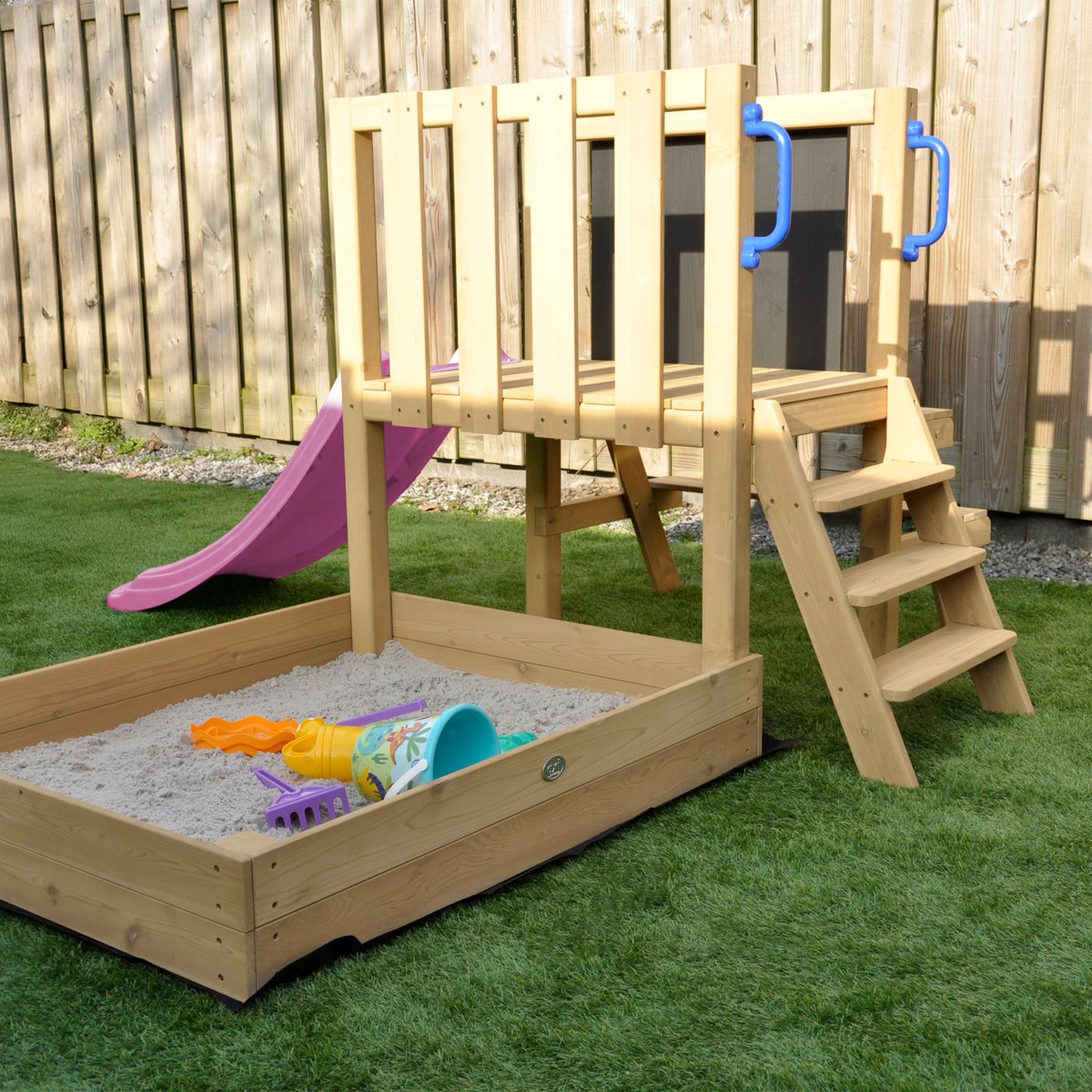 AXI Leah Mini Speeltoren met Zandbak en Picknicktafel – Paarse Glijbaan – Met Krijtbord – FSC hout – Klein speeltoestel voor de tuin / buiten — afbeelding 6