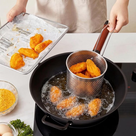 Dailygoods- Pastamachine Roestvrij staal - Opvouwbaar - Pasta droogrek - Mesh zeef - Kookmand - Handvat voor veilig gebruik van Dailygoods — afbeelding 5