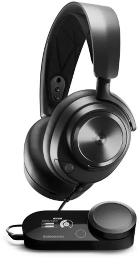 Zwarte SteelSeries Arctis Nova Pro gaming headset met bedieningsconsole.