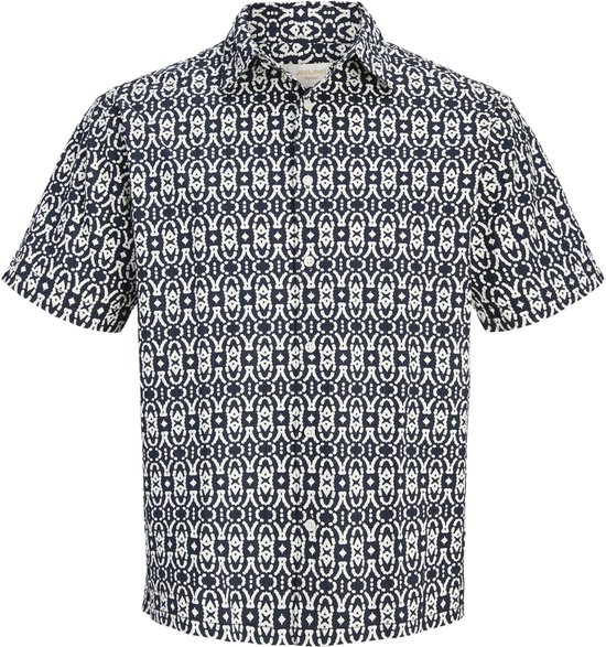 Navy overhemd met korte mouwen met een wit geometrisch patroon en open kraag.