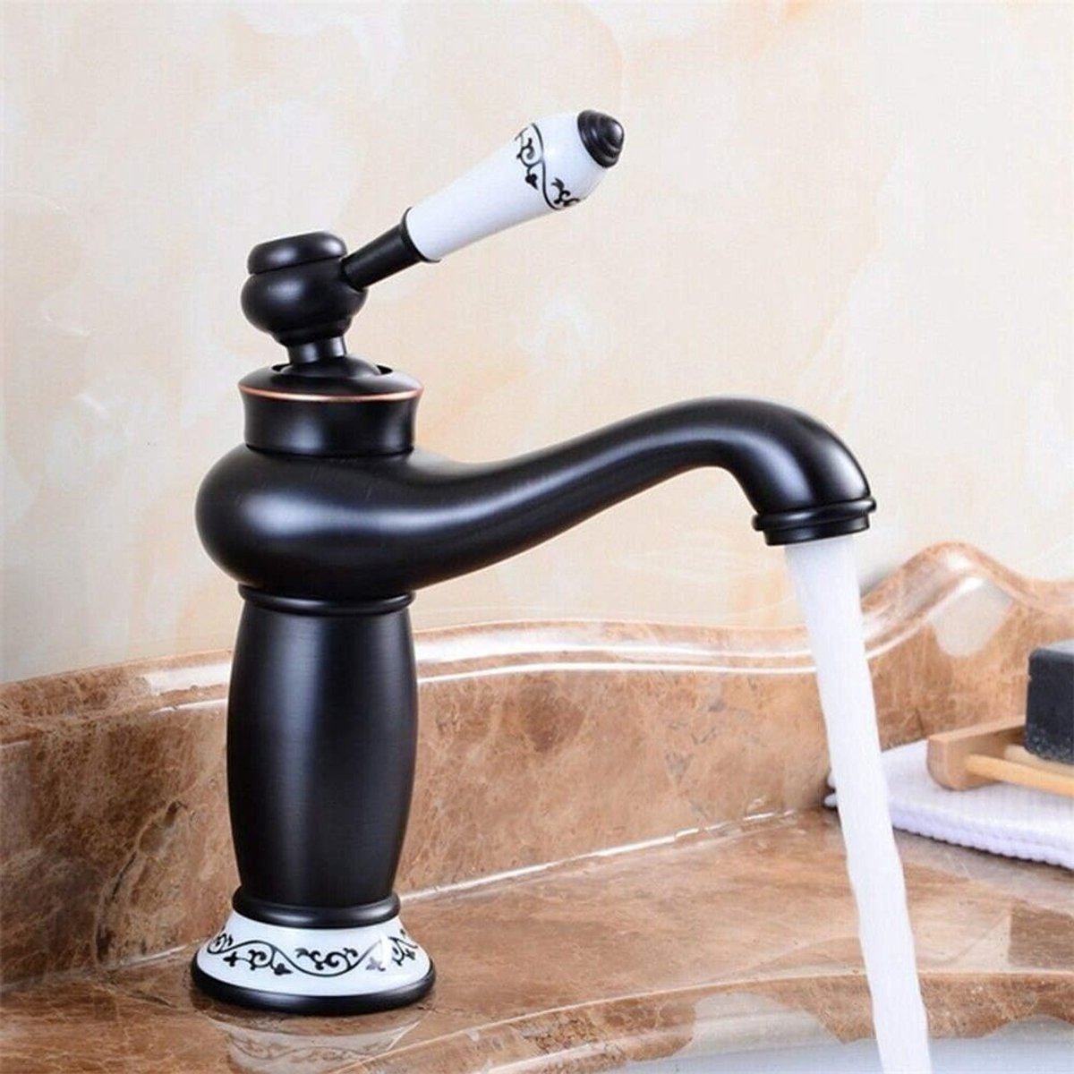 Retro Vintage Antieke Messing Mengkraan voor Keuken en Badkamer - Warm en Koud Water Kraan met Zwart Accent