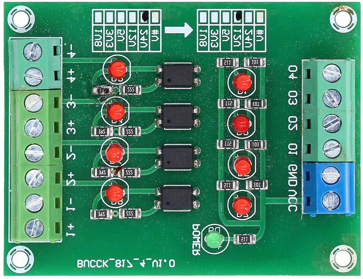 Isolatiekaart voor Optocouplers - 24V naar 5V Voltage Converter Module met 4 Kanalen voor PNP naar NPN Conversie en Betrouwbare Isolatie
