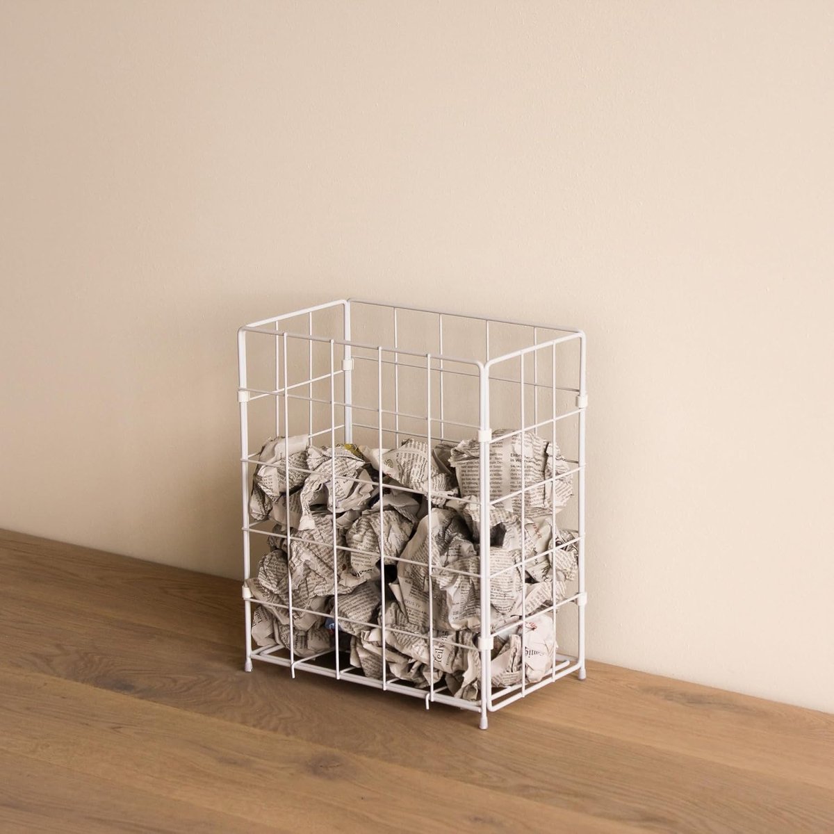 Draadmand – inklapbare metalen prullenbak in industrieel design (20 l, 18 x 30 x 36 cm), roestvrij, stabiel en ruimtebesparend (Lech 1 - verkeerswit)