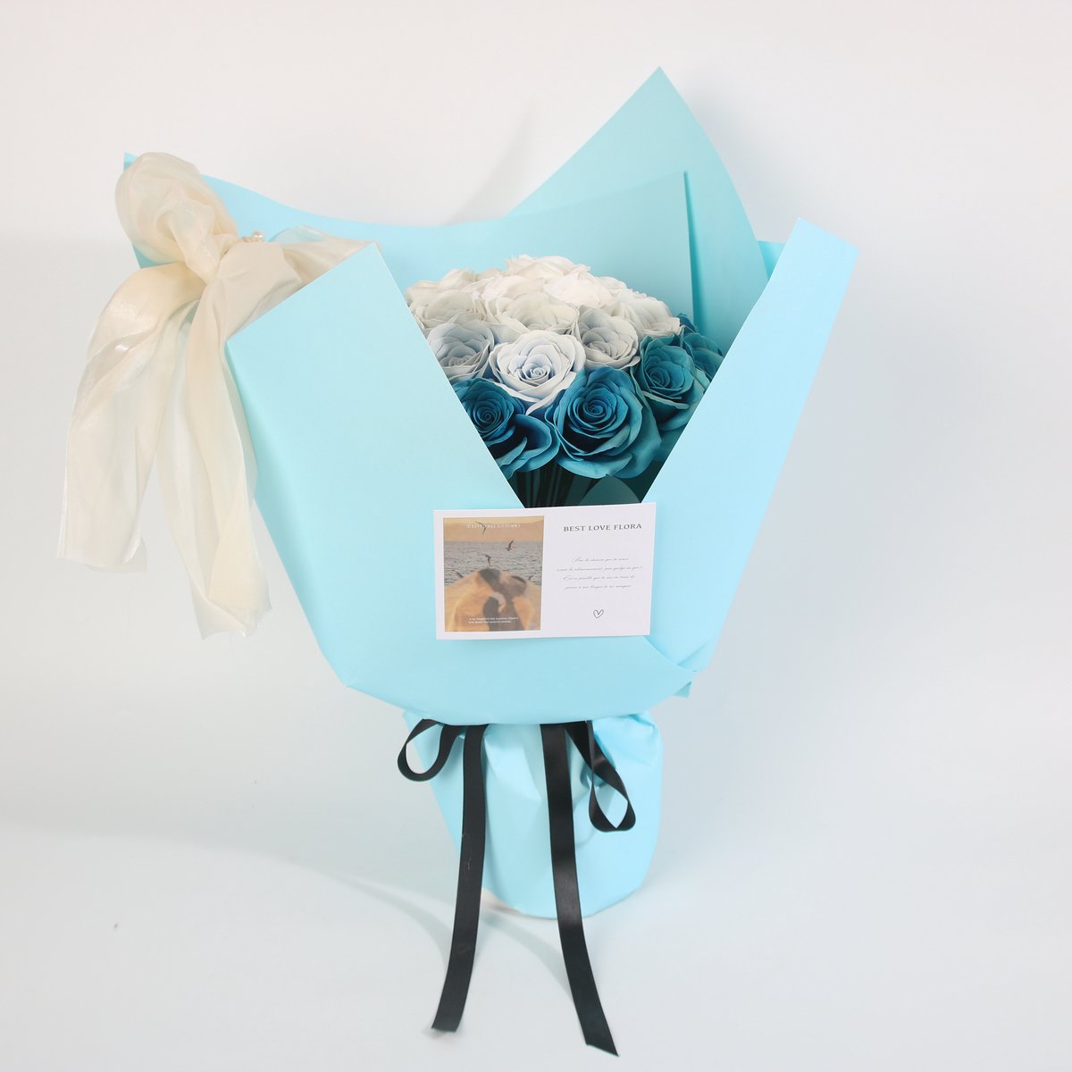 La Roselle Amsterdam Luxe Kunstrozenboeket Blauw & Ivoor – Onderhoudsvrije Decoratie Rozen – Exclusief Cadeauboeket – Ocean Elegance Rose Collection