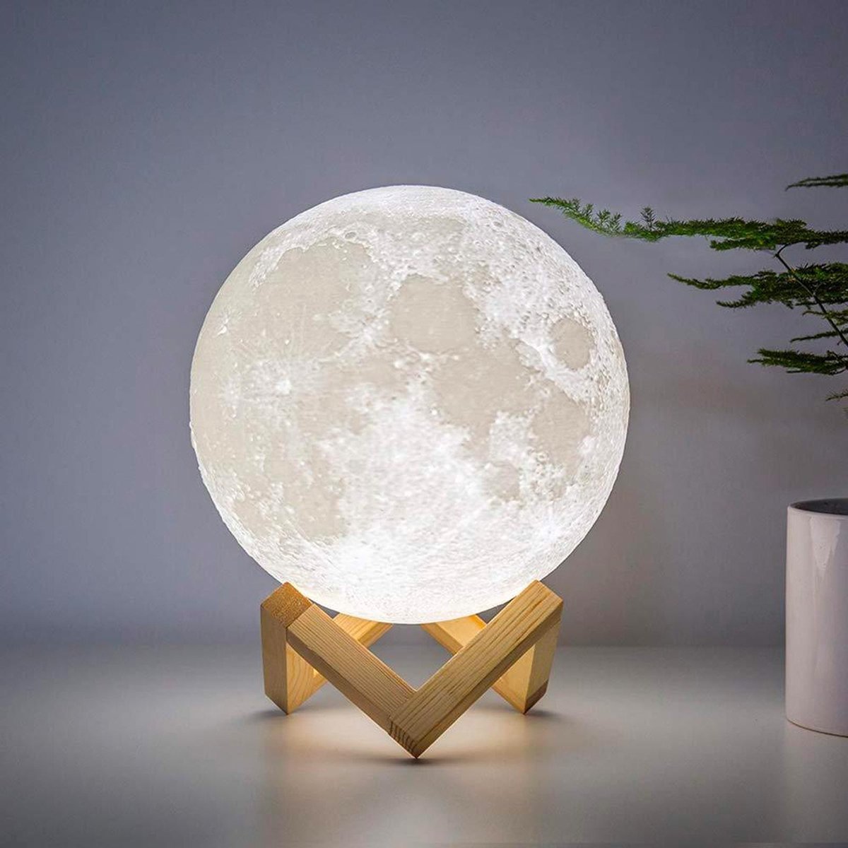 Maanlamp - Maan lamp - Maanlampje - Nachtlamp - 15 cm - 3D geprint - 16 kleuren - draadloos - Dimbaar - Met afstandsbediening - Verbeterd model - Grote batterij - Mobstore