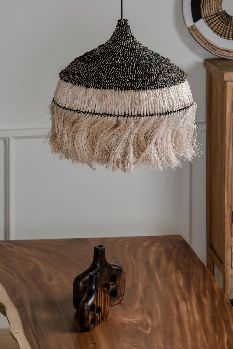 Zwarte organische hanglamp - klein - zwart - abaca hanglamp - traditioneel hand gemaakt - premium kwaliteit - diameter 50 cm