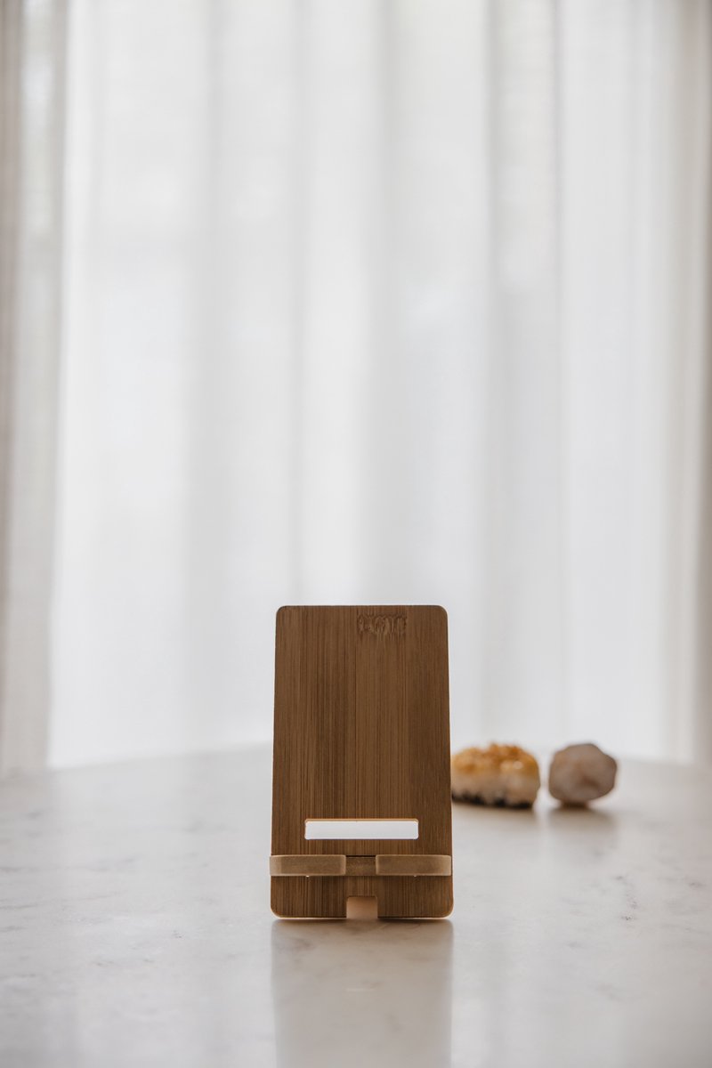 Telefoonhouder - telefoonhouder bureau - telefoon standaard - tablet standaard - tablethout - telefoon houder - telefoonstandaard - telefoon houder bureau - hout - bamboe - hoogwaardige kwaliteit