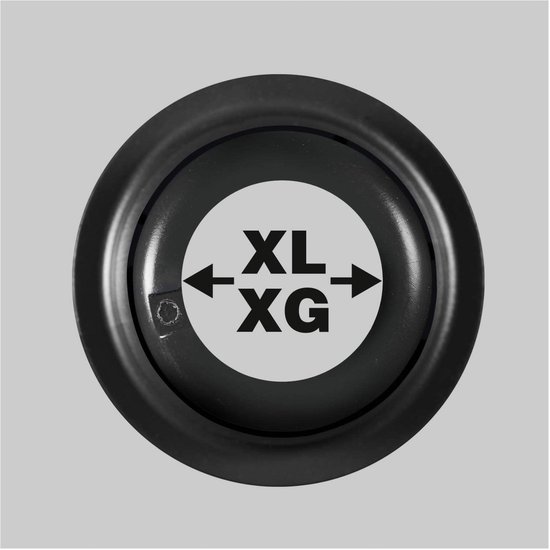 Zwarte dop met witte tekst XL XG en pijlen.