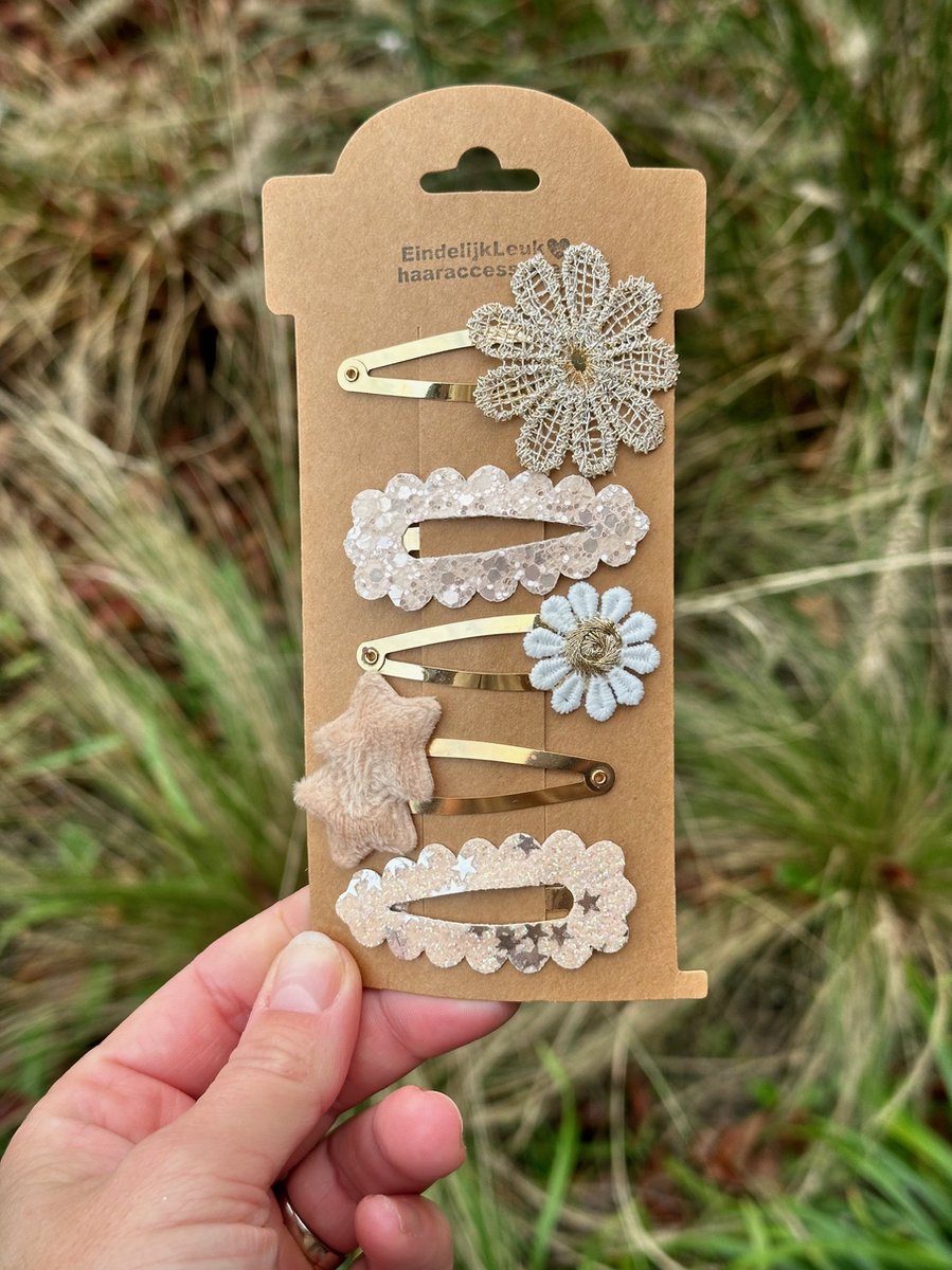 Haarspeldjes voor meisjes - Haaraccessoires meisjes - Haarspeldjes voor meisjes en baby's - Haarknipjes - Haarclips - Handgemaakte haaraccessoires – Haaraccessoires Kerst – Glitters – Kerst – Haarspeldje Ster Creme