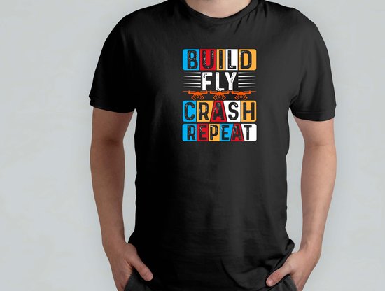 Foto: Build fly crash repeat t shirt dronelife dronephotography droneadventures aerialshots droneleven dronefotografie droneavonturen dronefan