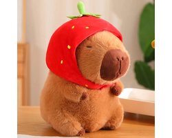 foto van Klikkopers® - Capybara Knuffel - 30 CM - Aardbij Hoed - Capibara Knuffel - Kawaii Knuffel - Kawaii Kussen