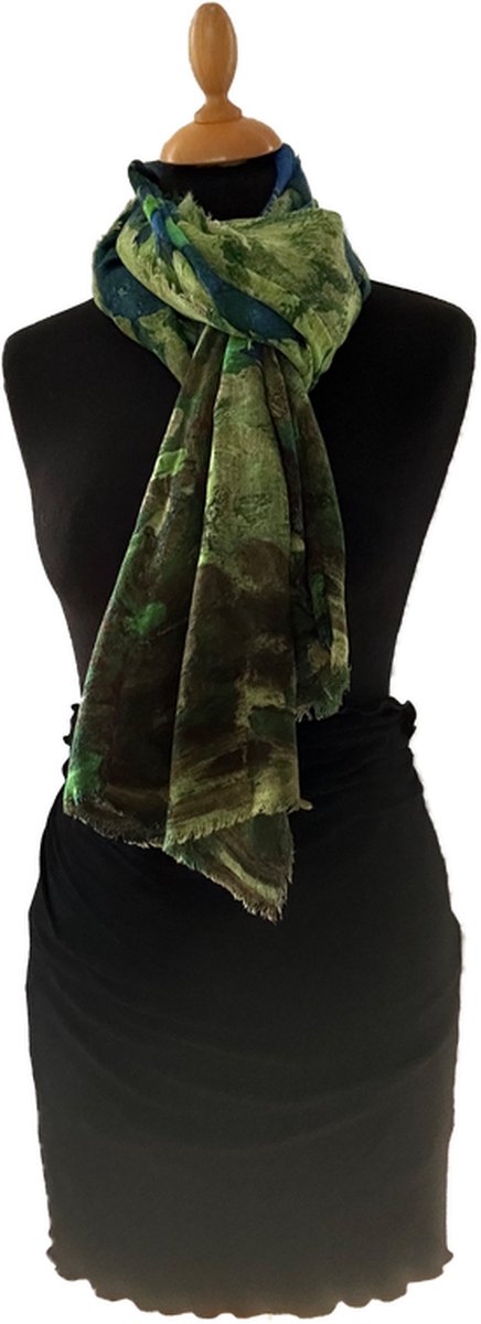 HIGHFIELD SHAWL DESSIN “FANCY FLOWER” 100% MERINO WOL, 70CM X 180CM. KLEUR: Green