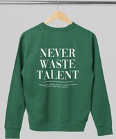 Pull - Ne gaspillez jamais votre talent - Wurban Wear | Sweat à capuche drôle | Vêtements de Merk | Sweat-shirt unisexe | outfit Techno | Pull | Sweat oversize | Pull de Sport | Couvercle de pompe | Vert
